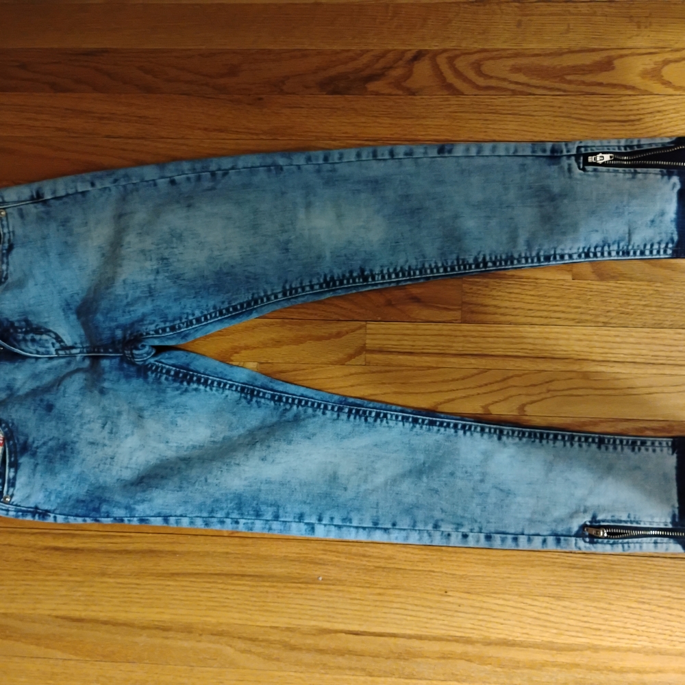 Diesel Kids Blue Jeans with Zipper Accents Size 10